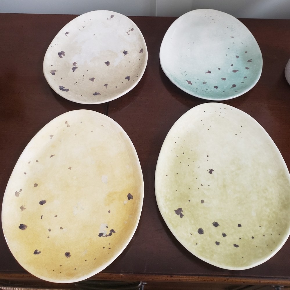 Williams Sonoma Easter Plates